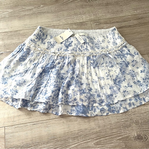 Hollister Dresses & Skirts - Hollister Blue Floral Mini Skirt
